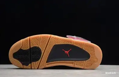 4 GUM CI1184-001 SE JORDAN AIR BLACK LASER 0522